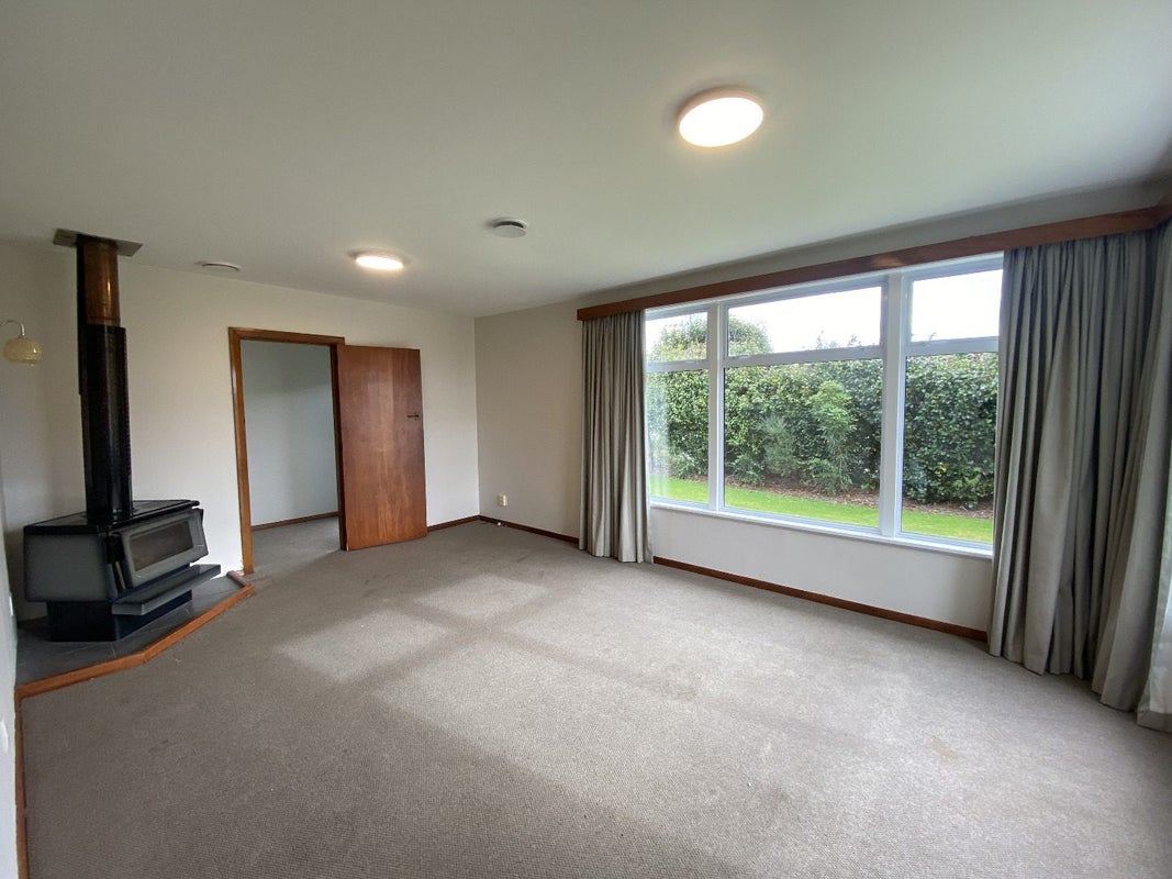 224 Waikawa Road, Waikawa, Picton - Carousel 2