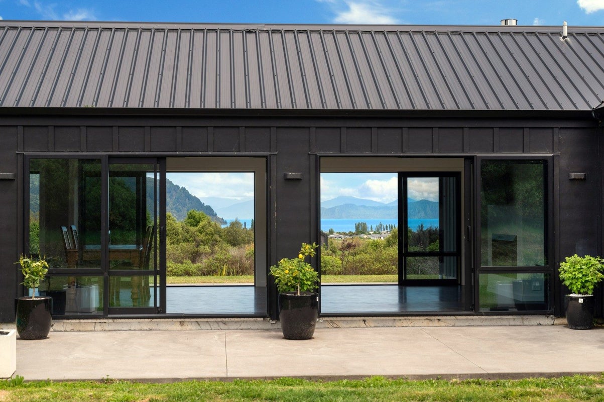 42 Lacebark Drive, Kinloch, Taupo - Carousel 1