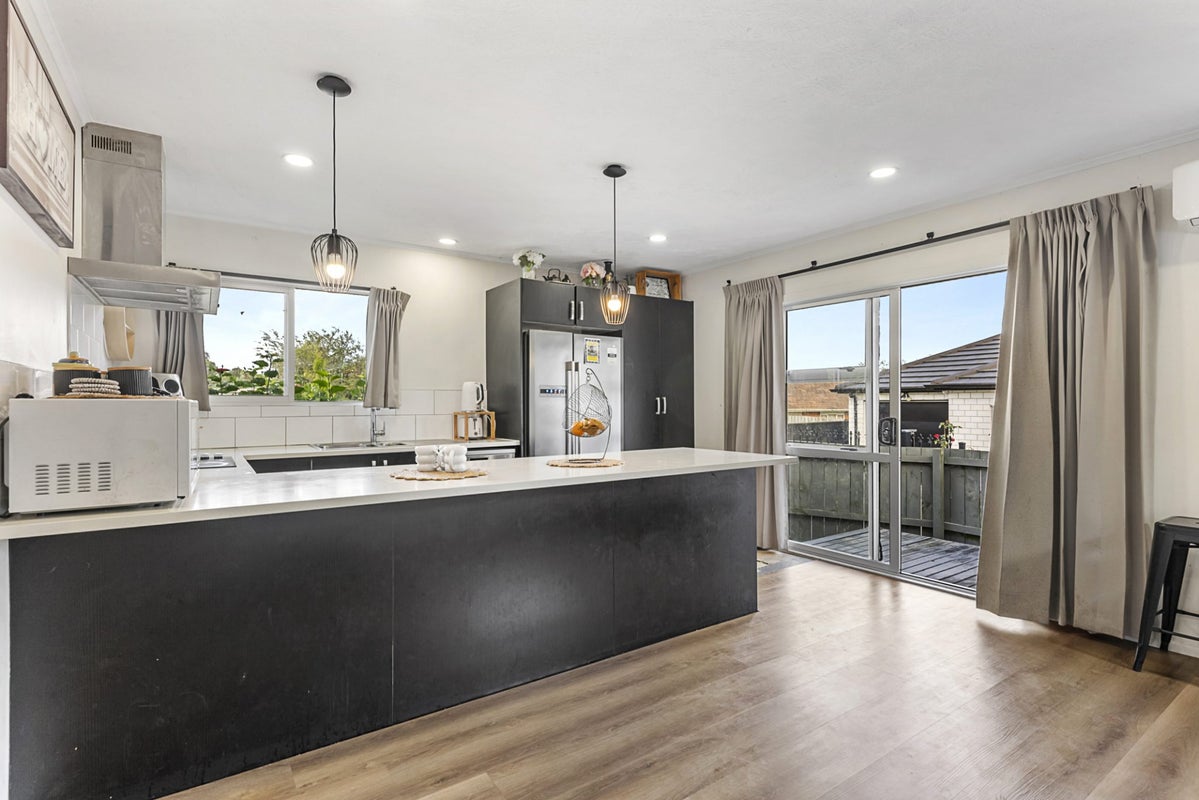 99 Gloucester Road, Manurewa, Auckland - Carousel 2