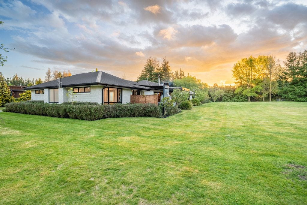 9/889 Sandy Knolls road, West Melton, Selwyn - Carousel 1