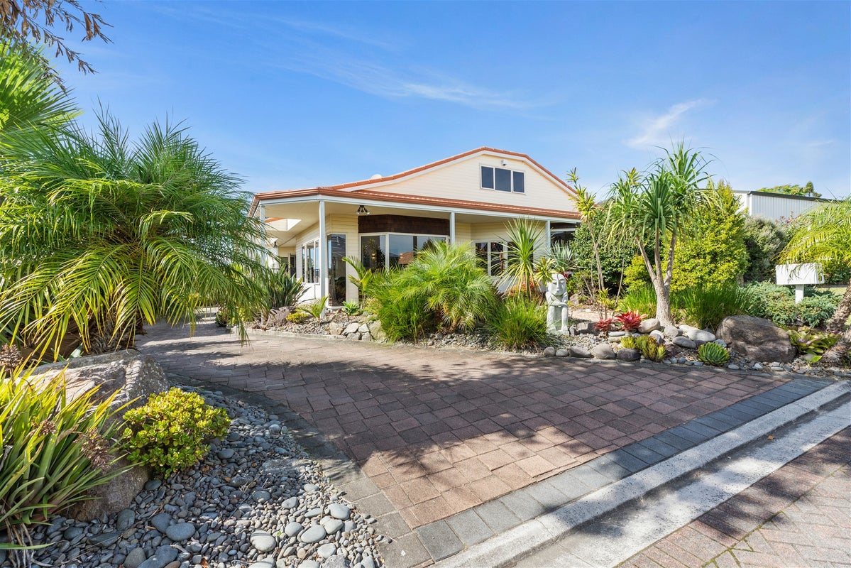 40 Diamond Head, Hairini, Tauranga - Carousel 1