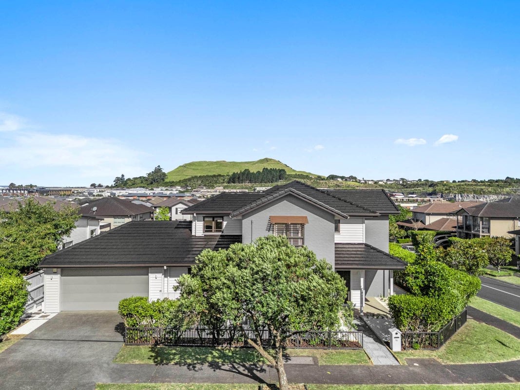 56 Barbarich Drive, Stonefields, Auckland - Carousel 1