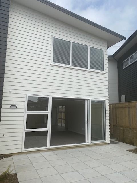 160B Navigation Drive, Whitby, Porirua - Carousel 15