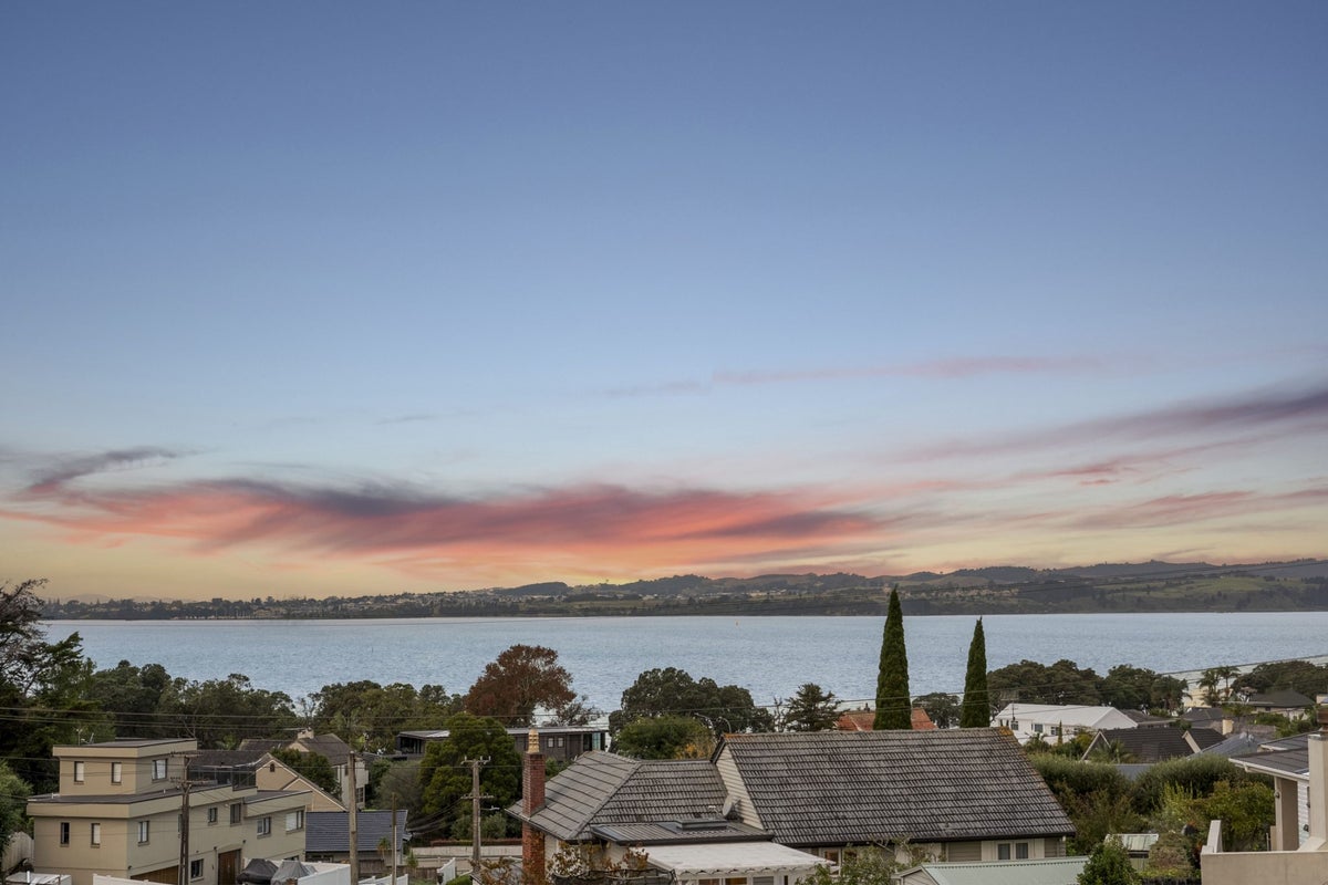 74 Churchill Road, Cockle Bay, Auckland - Carousel 2