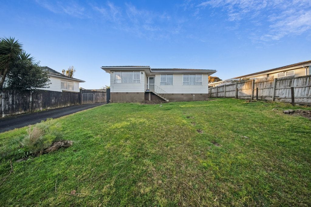 45 Moncrieff Avenue, Clendon Park, Auckland - Carousel 2