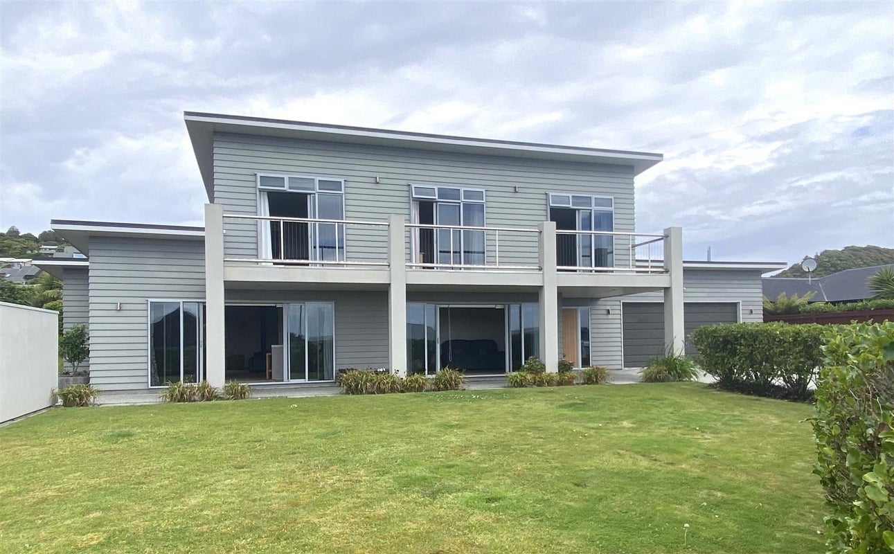 4 Karoro Place, Karoro, Greymouth - Carousel 2