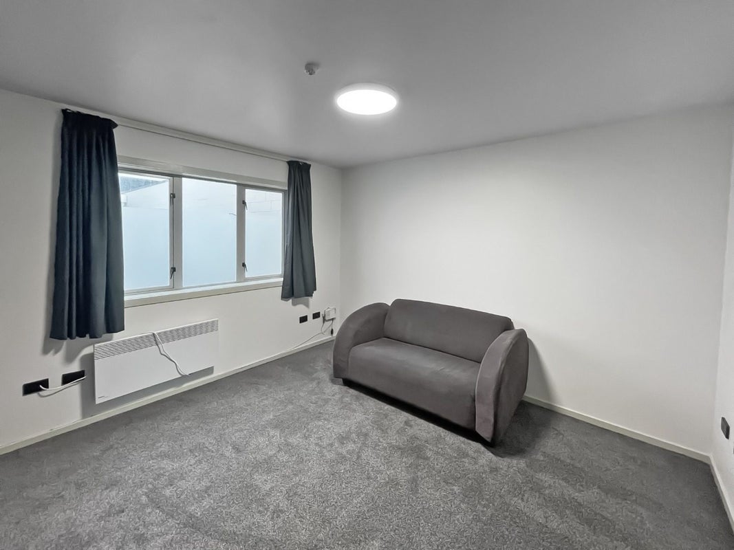 109/12 Martin Square, Te Aro, Wellington - Carousel 2