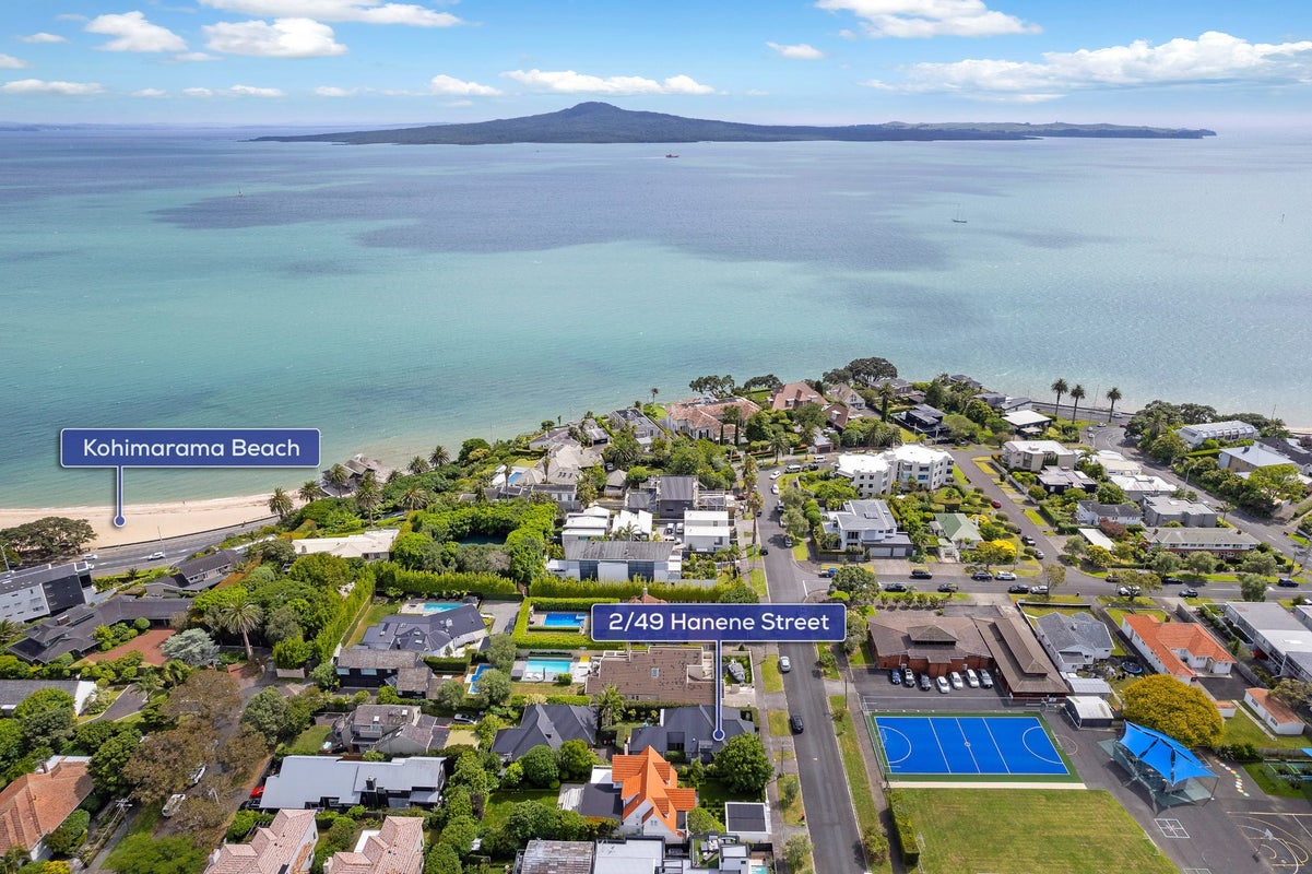 2/49 Hanene Street, St Heliers, Auckland - Carousel 1