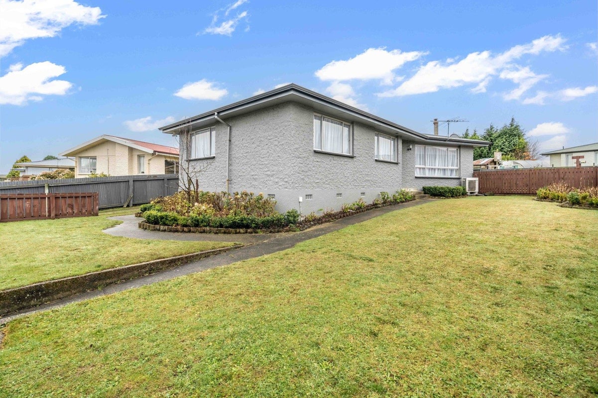 91 Waiau Crescent, Kingswell, Invercargill - Carousel 1