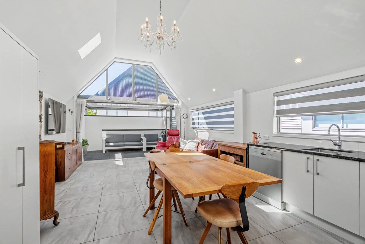 4/155 Peterborough Street, Christchurch Central, Christchurch - Carousel 2