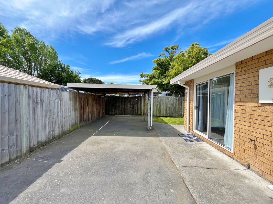 2/481 Barrington Street, Addington, Christchurch - Carousel 14