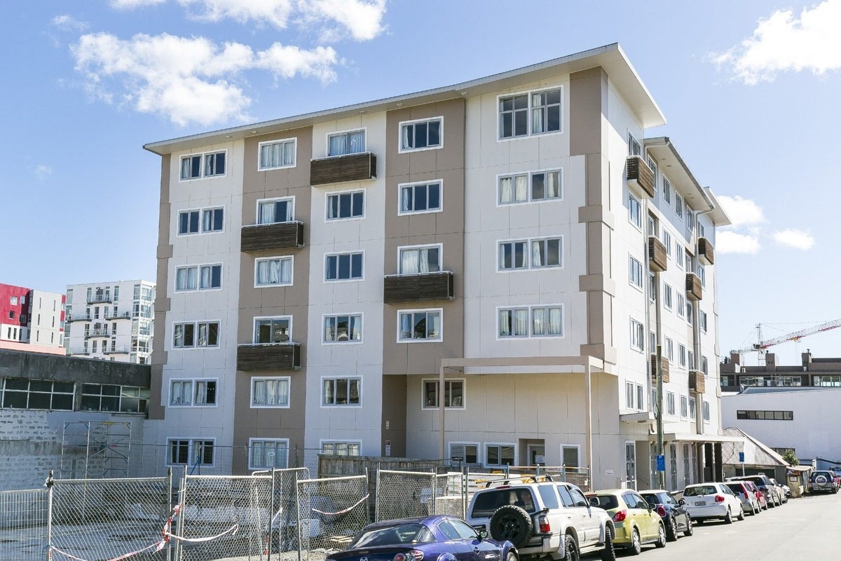614/12 Martin Square, Te Aro, Wellington - Carousel 1