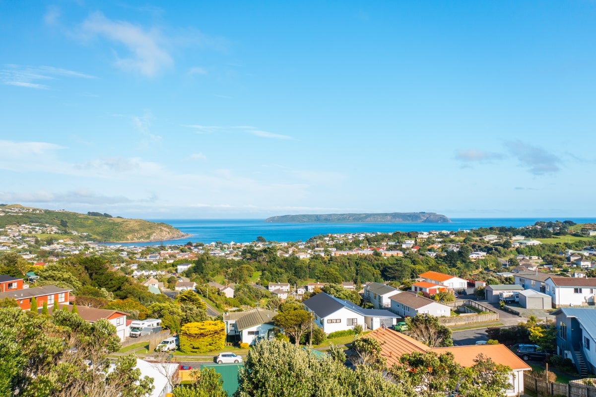 135 Gloaming Hill, Titahi Bay, Porirua - Carousel 19