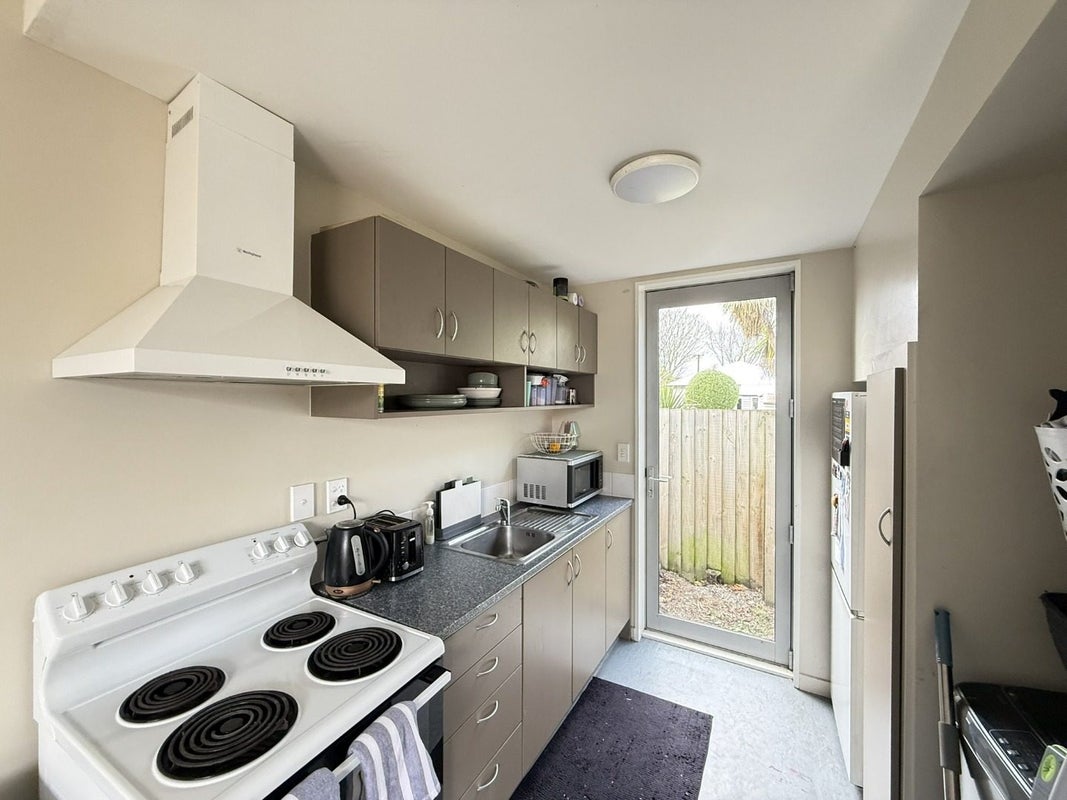 5/20 Leyden Street, Phillipstown, Christchurch - Carousel 2