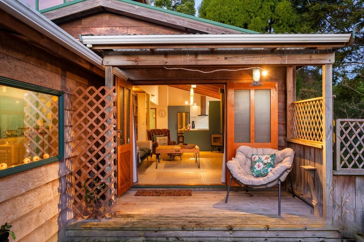478 Huia Road, Laingholm, Auckland - Carousel 2