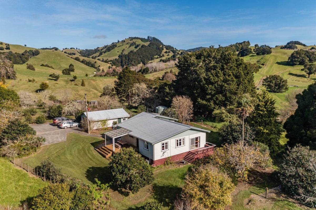 247 Mangataraire Road, Horeke, Okaihau - Carousel 1