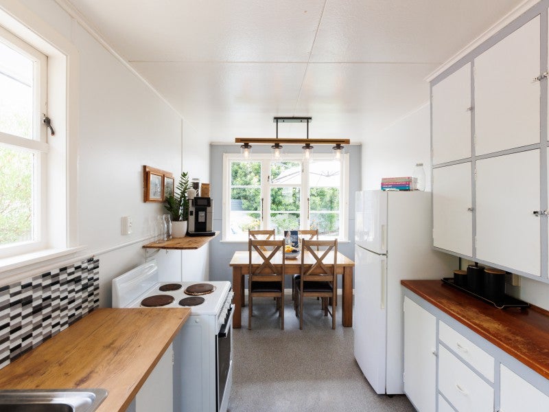 120 Rugby Street, Awapuni, Palmerston North - Carousel 2