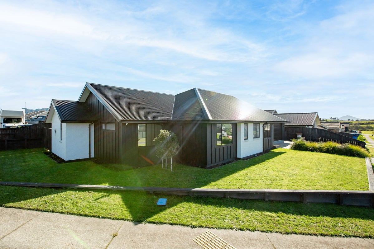 7 Matariki Terrace, NGARUAWAHIA, HAMILTON - Carousel 1