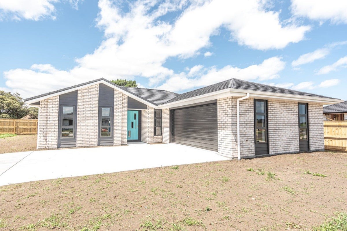 36 Tawhero Street, Gonville, Whanganui - Carousel 1