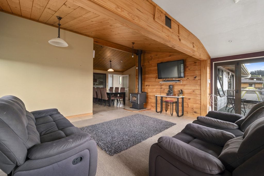 27 Petrie Street, Pomare, Rotorua - Carousel 2