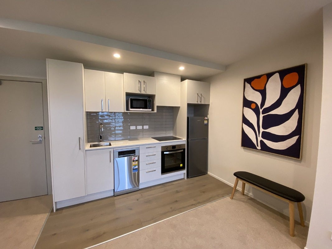 402/16 Mountain Ash Drive, Frankton, Queenstown - Carousel 1