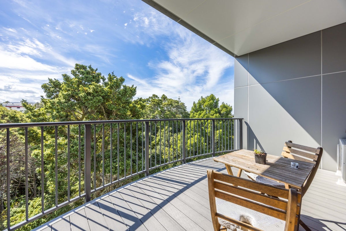 52/241 Hinemoa Street, Birkenhead, Auckland - Carousel 1