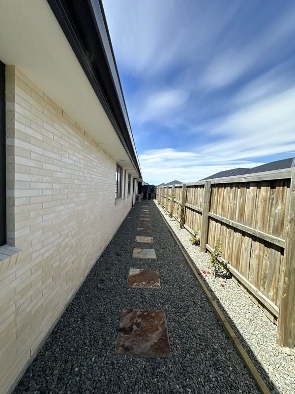 30 Strowan Avenue, Elgin, Ashburton - Carousel 24