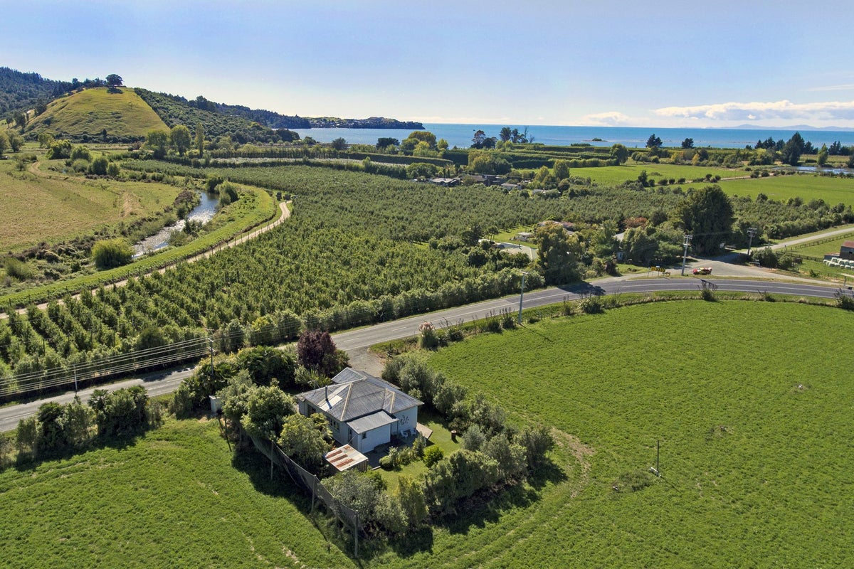 599 Main Road Riwaka, Riwaka - Carousel 1
