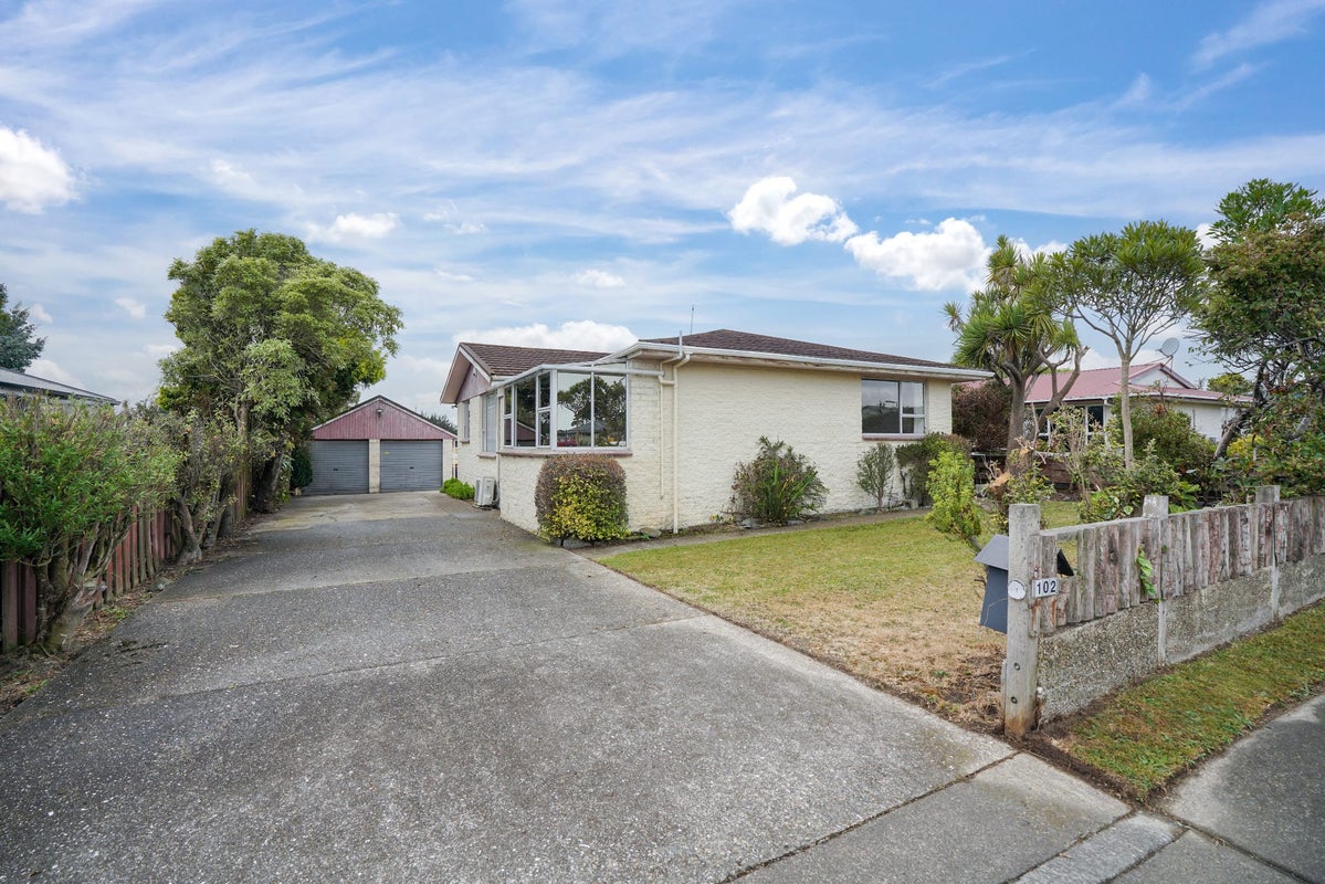 102 Wicklow Street, Clifton, Invercargill, Southland - Carousel 1