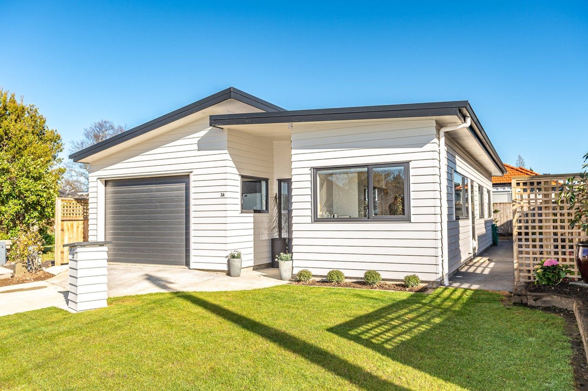 3A Porritt Street, Saint Johns Hill, Whanganui - Carousel 1