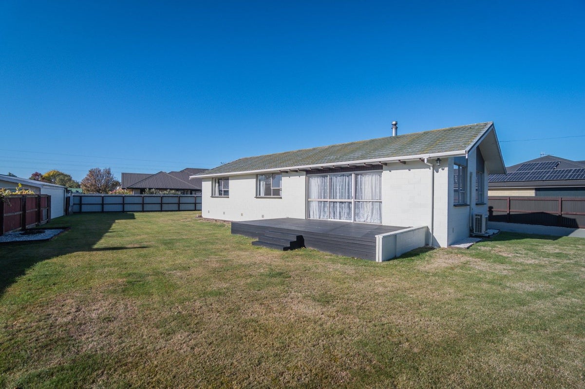 1 Fox Street, Temuka - Carousel 1