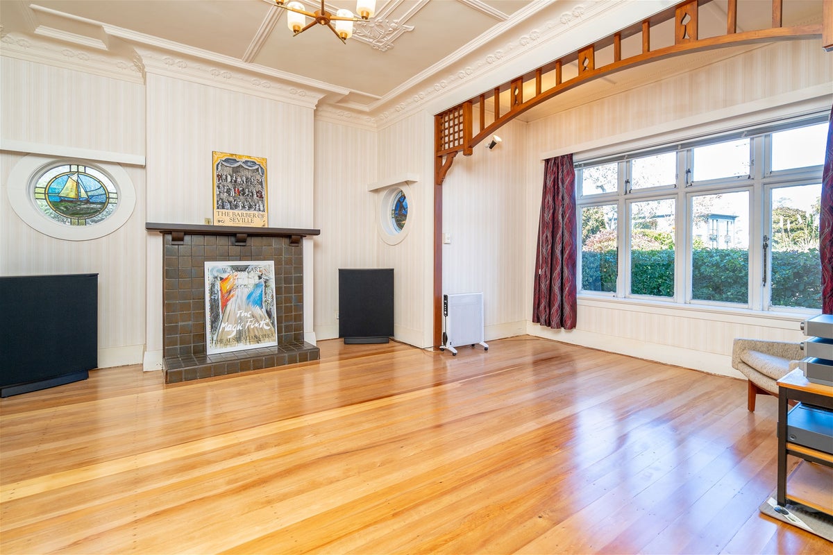 1 Monro Street, Maori Hill, Dunedin - Carousel 2