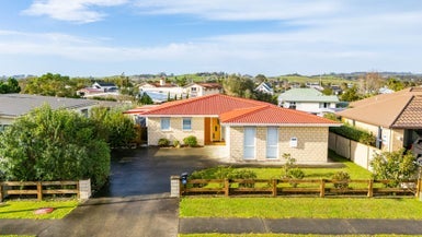 19 Longview Street, Mangawhai - Carousel 1