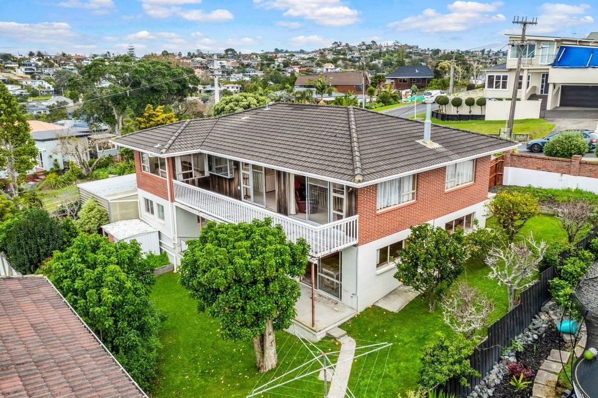 26 Masterton Road, Rothesay Bay, Auckland - Carousel 17