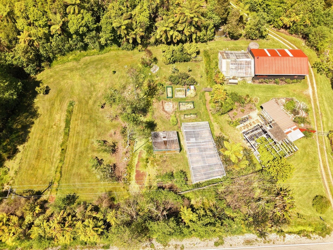 4546 Karamea Highway, Karamea, Karamea - Carousel 50