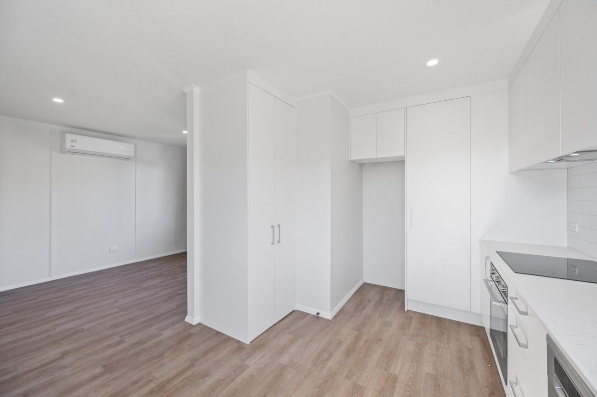 30 Neal Crescent, Onekawa, Napier - Carousel 2
