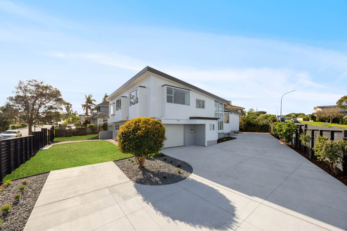 34 Bucklands Beach Road, Bucklands Beach, Auckland - Carousel 2