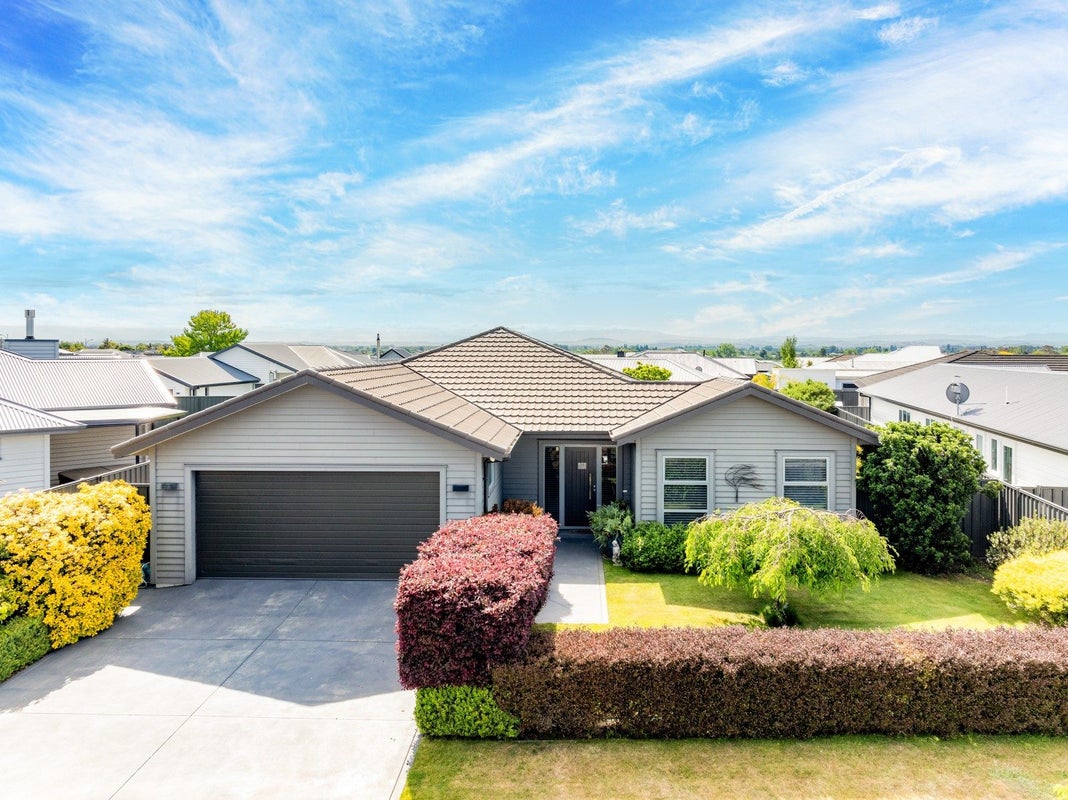 24 Percy Berry Place, Havelock North, Havelock North - Carousel 1