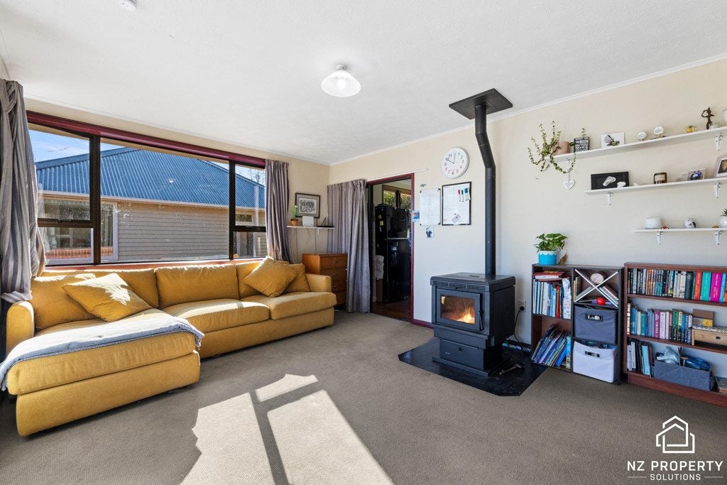 12 Hillary Street, Liberton, Dunedin - Carousel 2