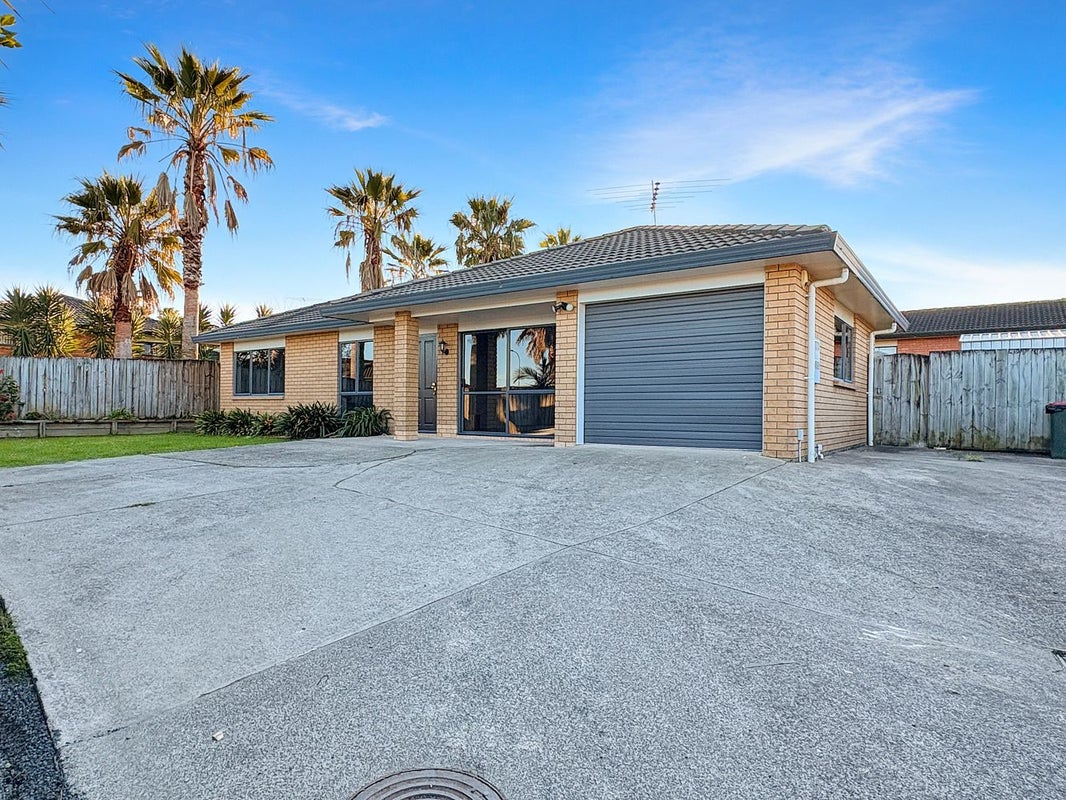 202 Alfriston Road, Manurewa, Auckland - Carousel 1