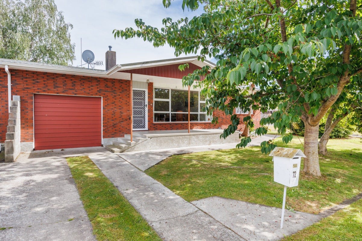 72 Stortford Street, Ashhurst, Ashhurst - Carousel 1