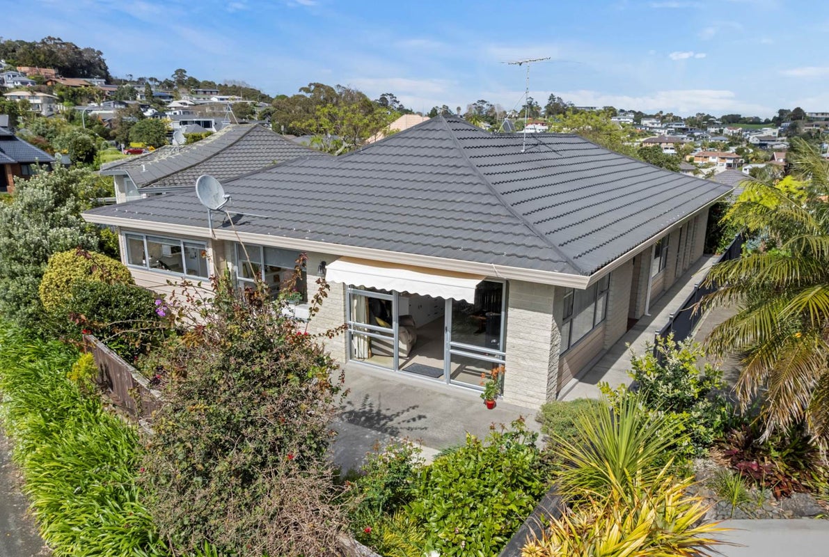 46 Marellen Drive, Red Beach, Whangaparaoa - Carousel 1