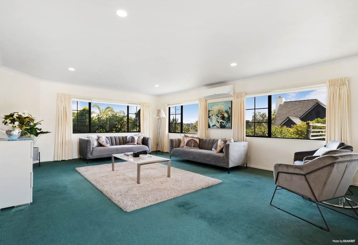 10 Byblos Place, The Gardens, Auckland - Carousel 2