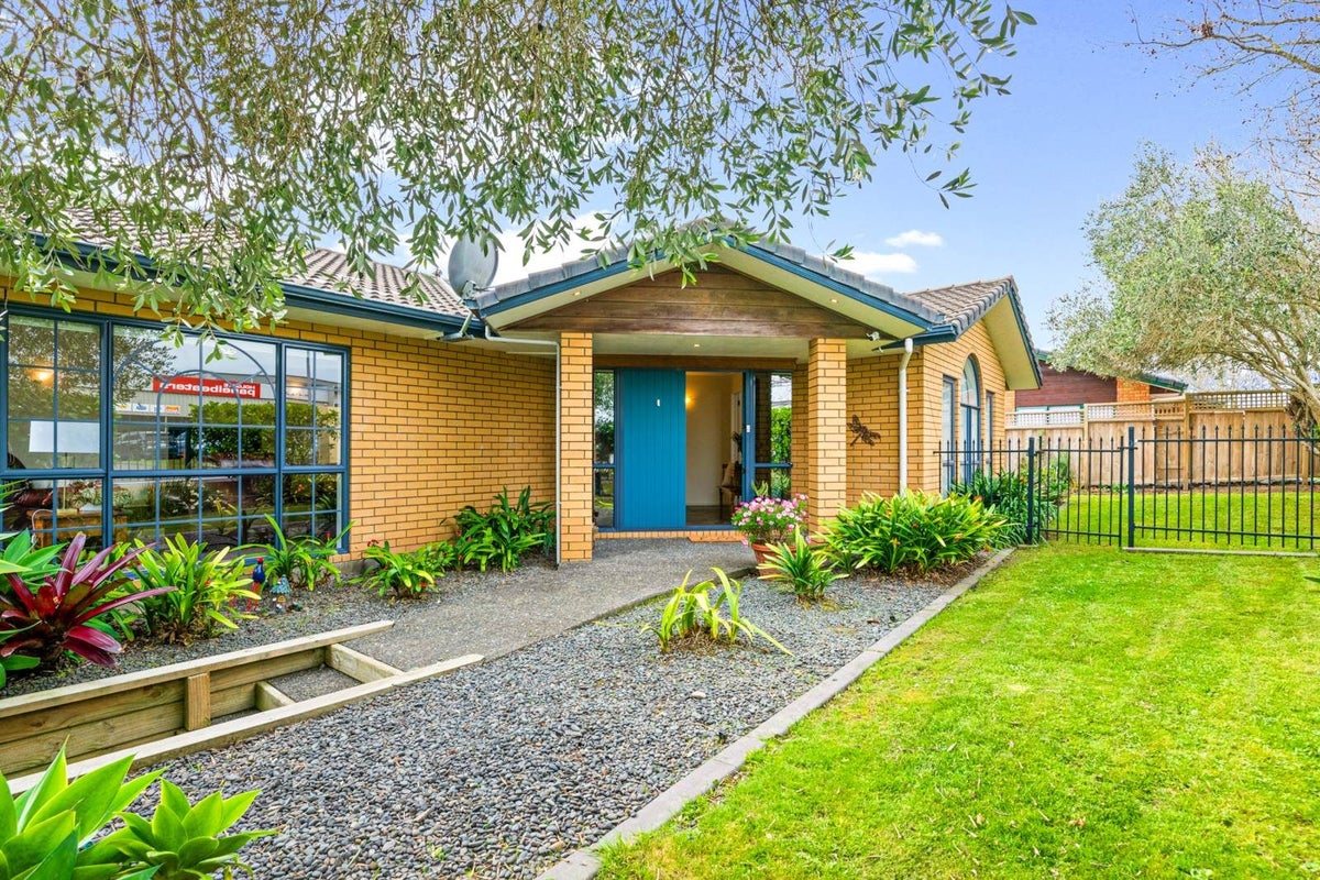 1 Northwood Avenue, Albany, Auckland - Carousel 1