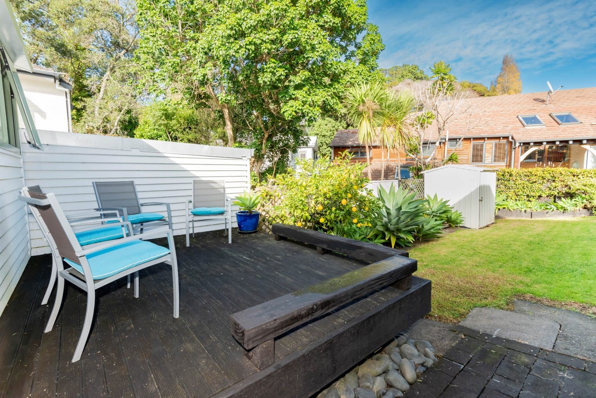2/68 Hawera Road, Kohimarama, Auckland - Carousel 12
