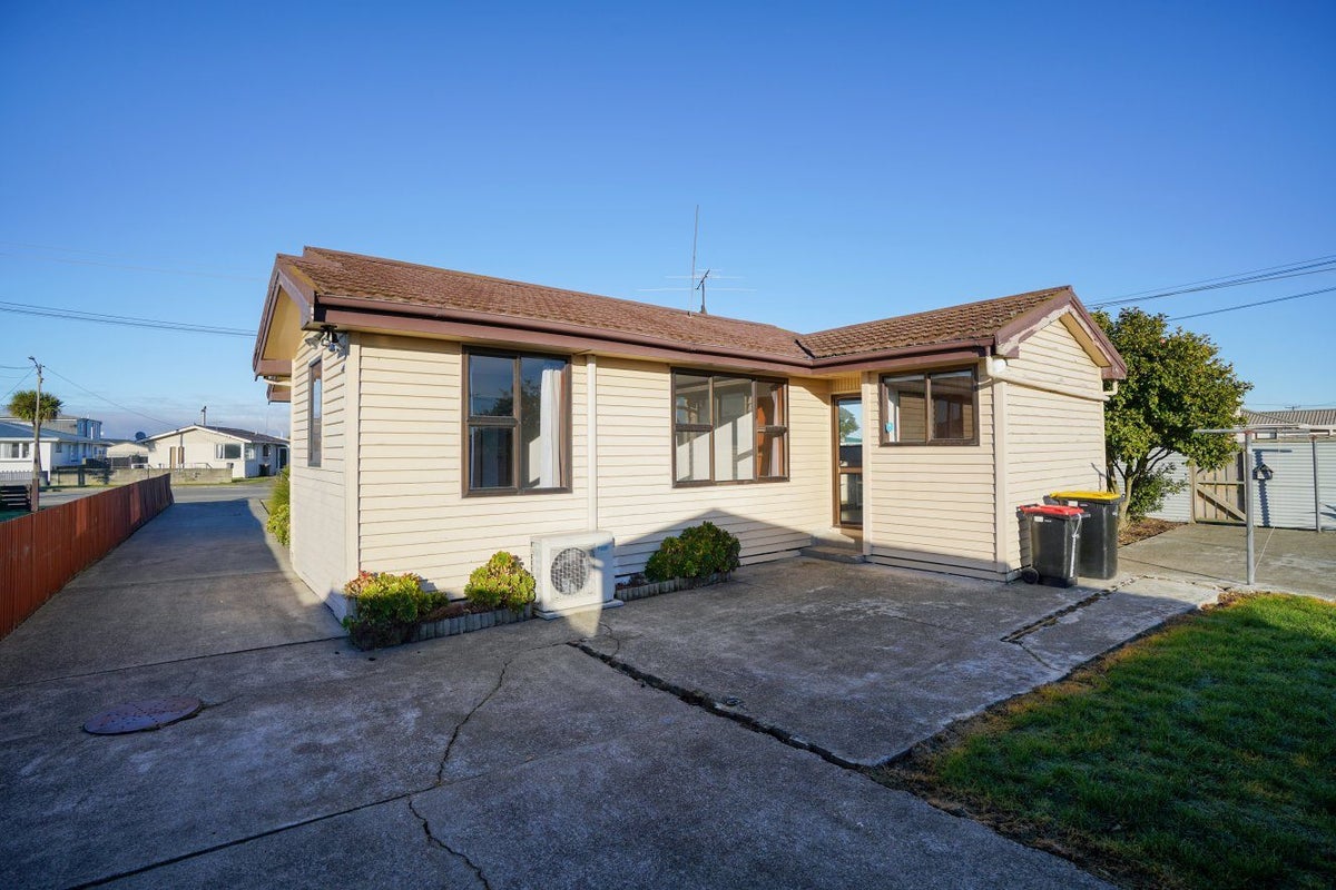 3 Harvey Street, Grasmere, Invercargill - Carousel 23