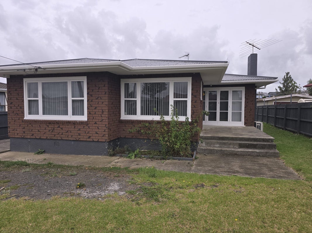 6 Grebe Street, Manurewa, Auckland - Carousel 1