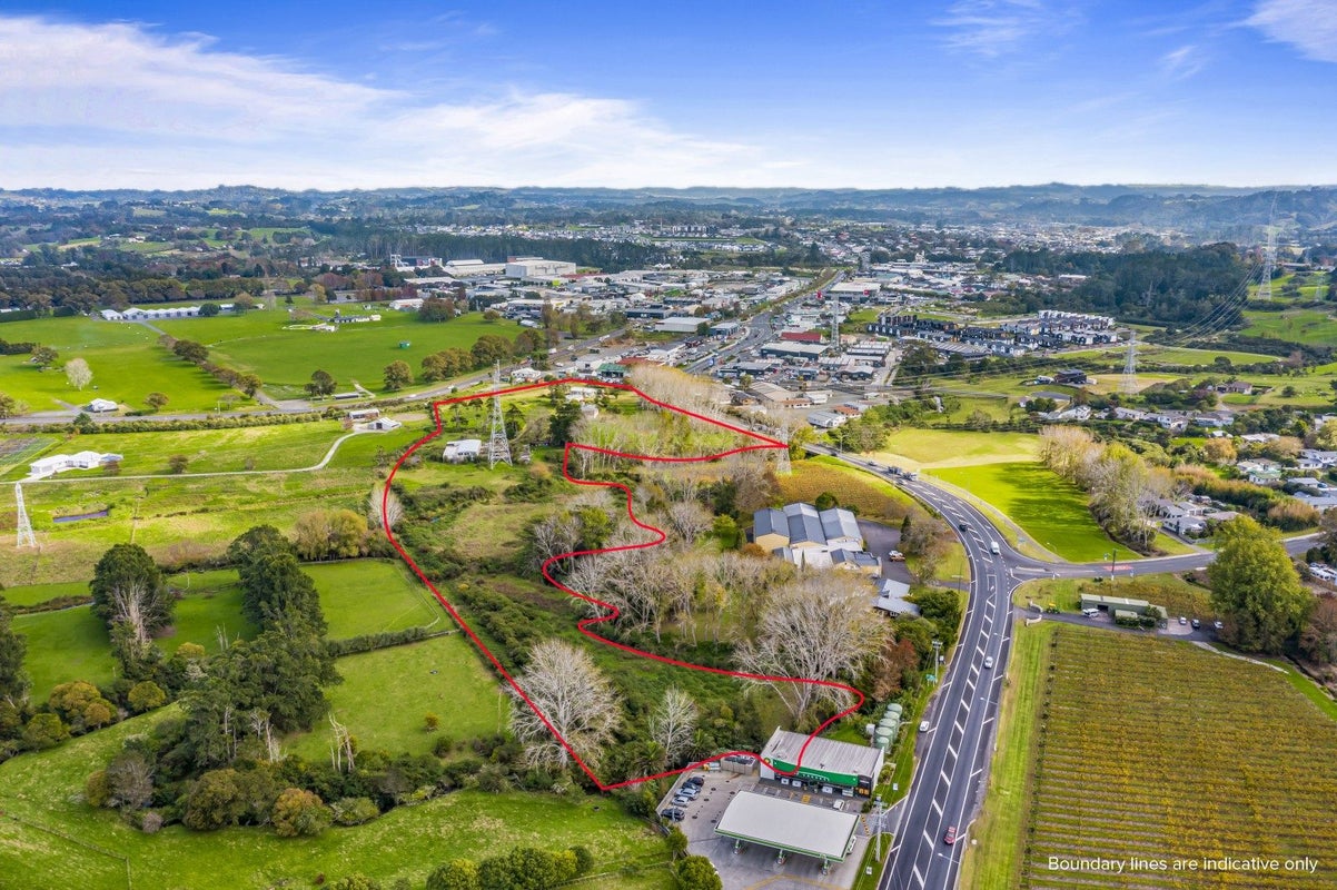 7 Main Road, Kumeu, Kumeu - Carousel 13
