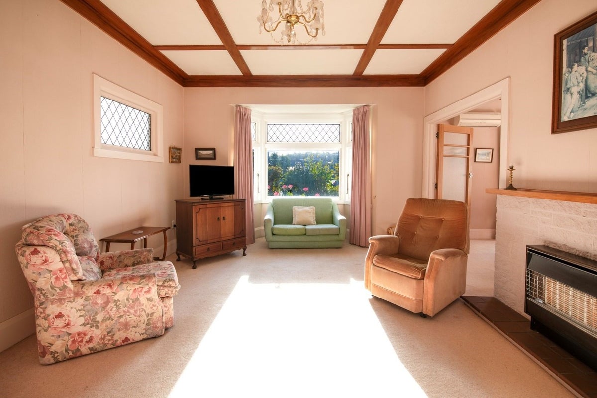 44 Kennedy Road, Napier South, Napier - Carousel 2