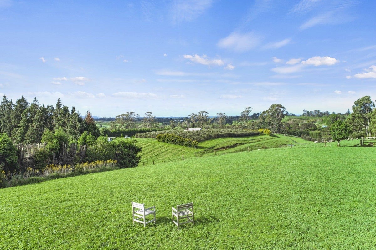 72 Pine Ridge Lane, Aongatete, Katikati - Carousel 2